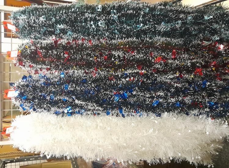 10 สายรุ้งปีใหม่ห่อละสี 2.5 เมตร TM0106 (โหล)